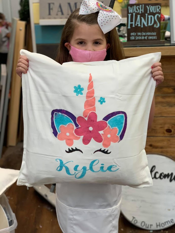 Unicorn top name pillow