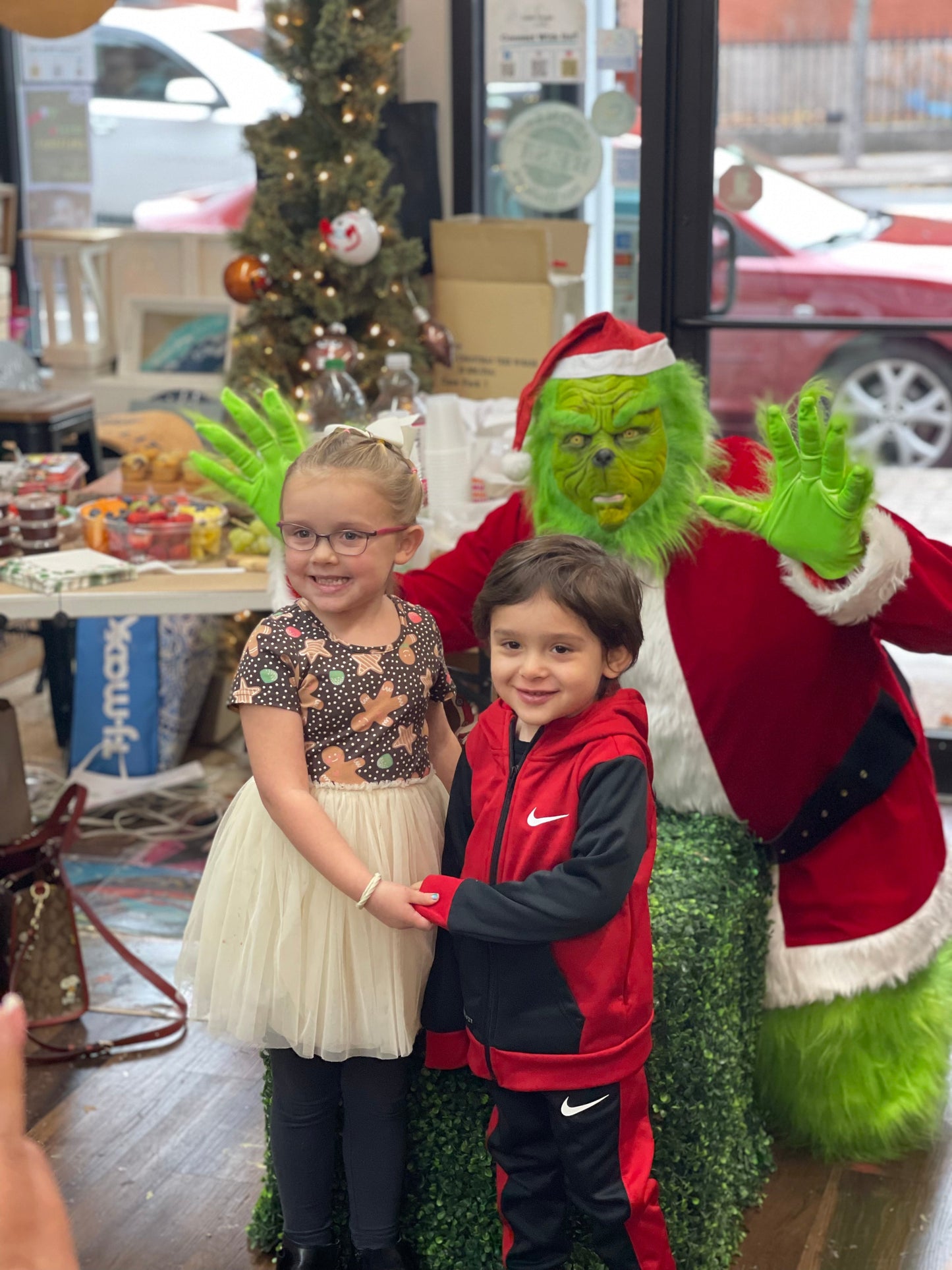 SOLD OUT! 12.9.23 10am, Kids Breakfast & Crafts THE GRINCH!!! Create